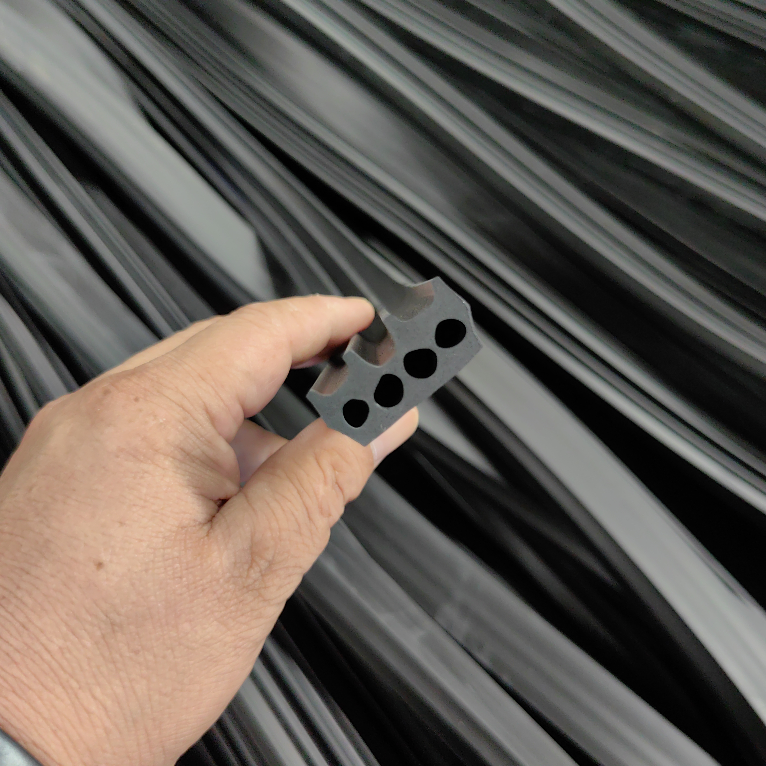 衡水达新定制化盾构密封条 助力新疆隧道工程精品案例落地