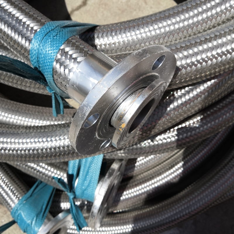 工程案例分享：不锈钢金属软管赋能给排水、工程机械管路升级